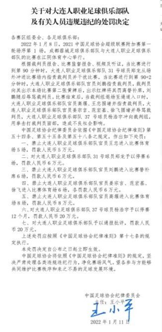 　　　　一部恋爱笑剧除主角们负责表演以外，少不了副角的帮衬，良多时辰副角为了陪衬出主角，演起来加倍吃苦。